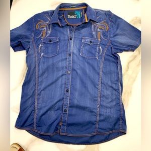 Roar Signature Mens Embroidered Button Down Shirt